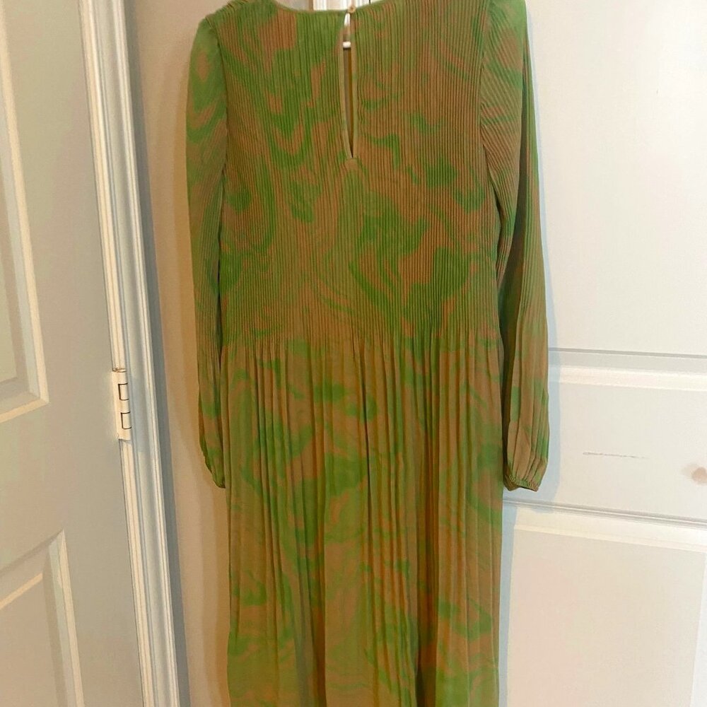 Aritzia midi dress